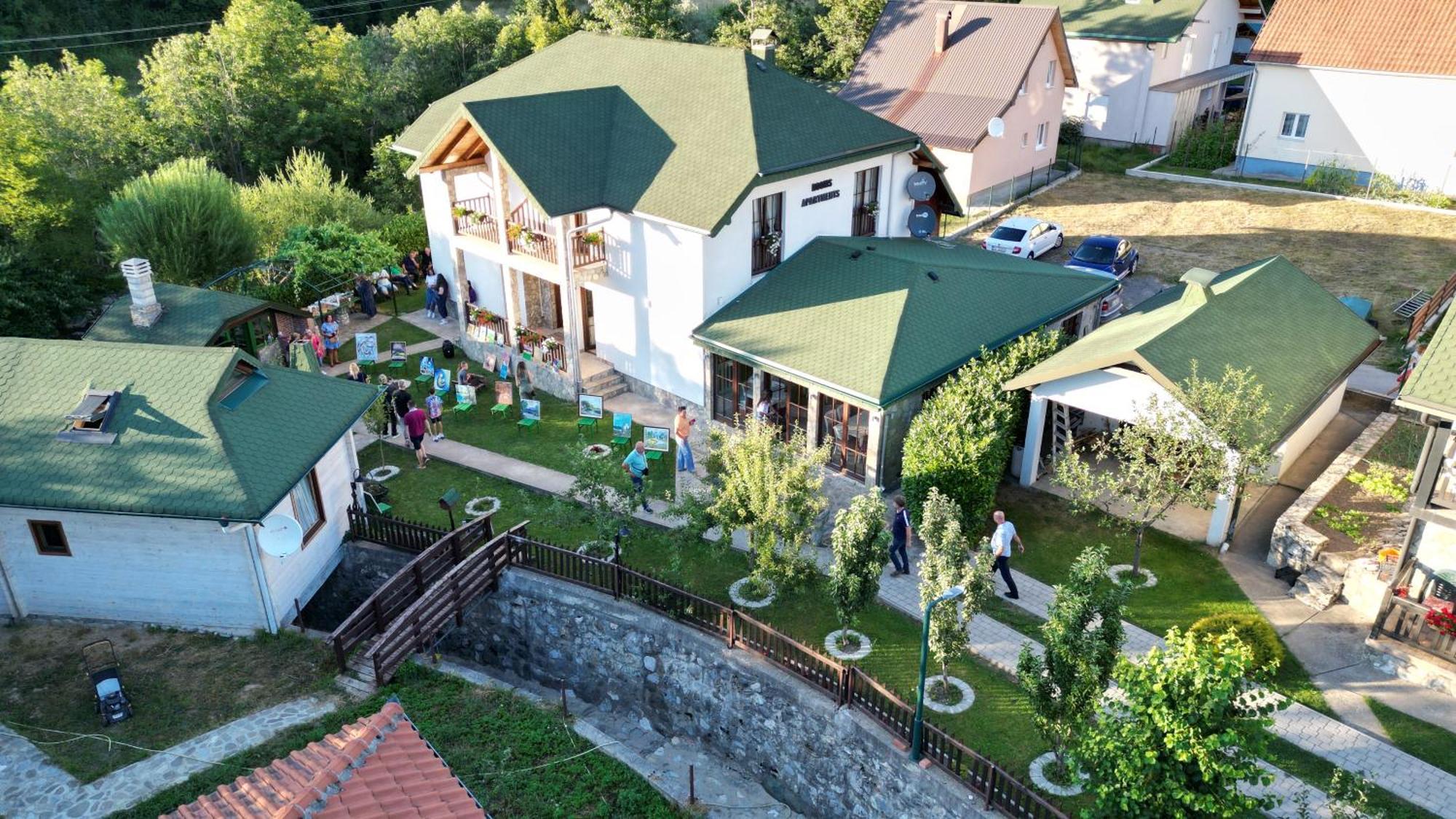 Rooms And Apartmants Mirovic Колашин Экстерьер фото